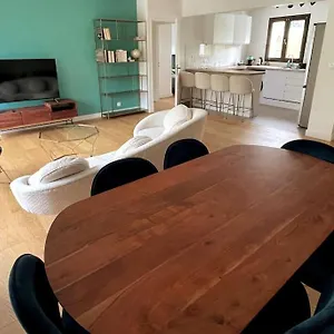 Familial De Qualite Appartement